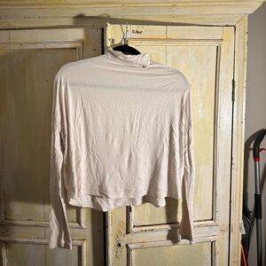 Aritzia Babaton Cropped Cream Turtleneck